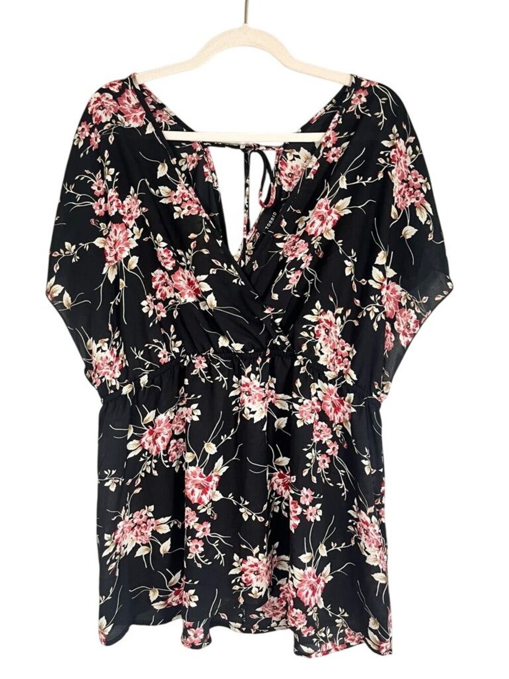 Torrid Floral Tie Neck Black 14 Resort Preppy Feminine Cottage Western Chic Arts